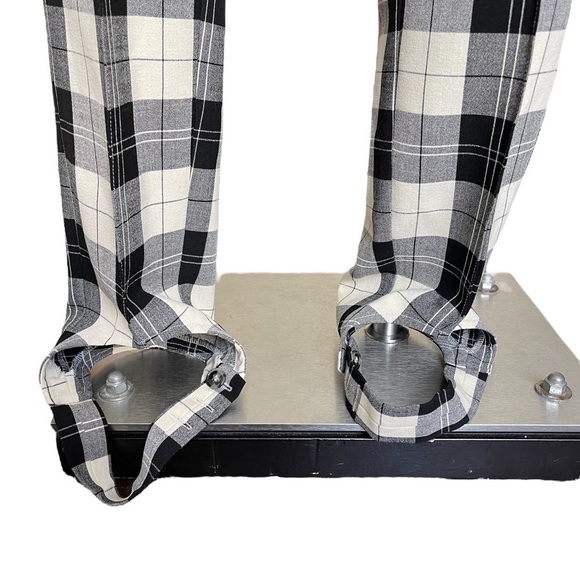 Baum Und Pferdgarten Naleen Tailored Trousers in Ivory & Black Check Size: 4 - Picture 6 of 14